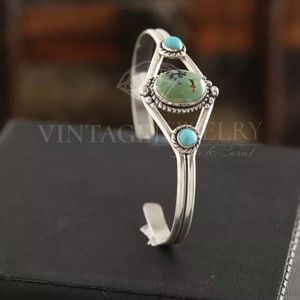 Vintage 925 sterling silver bracelet with turquois